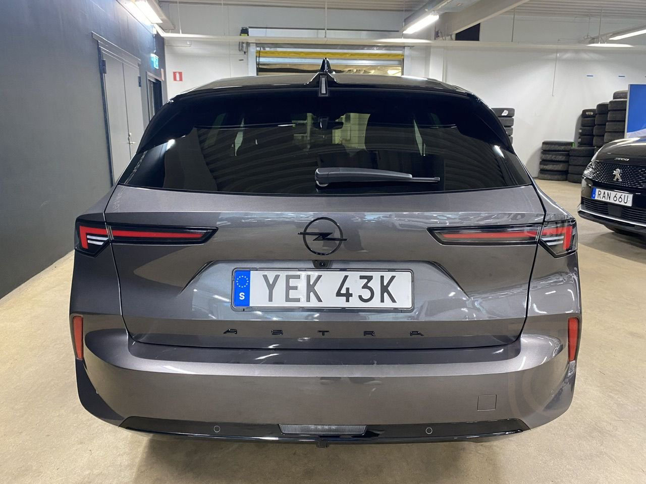 Opel Astra GS Sports Tourer 1.2 Turbo