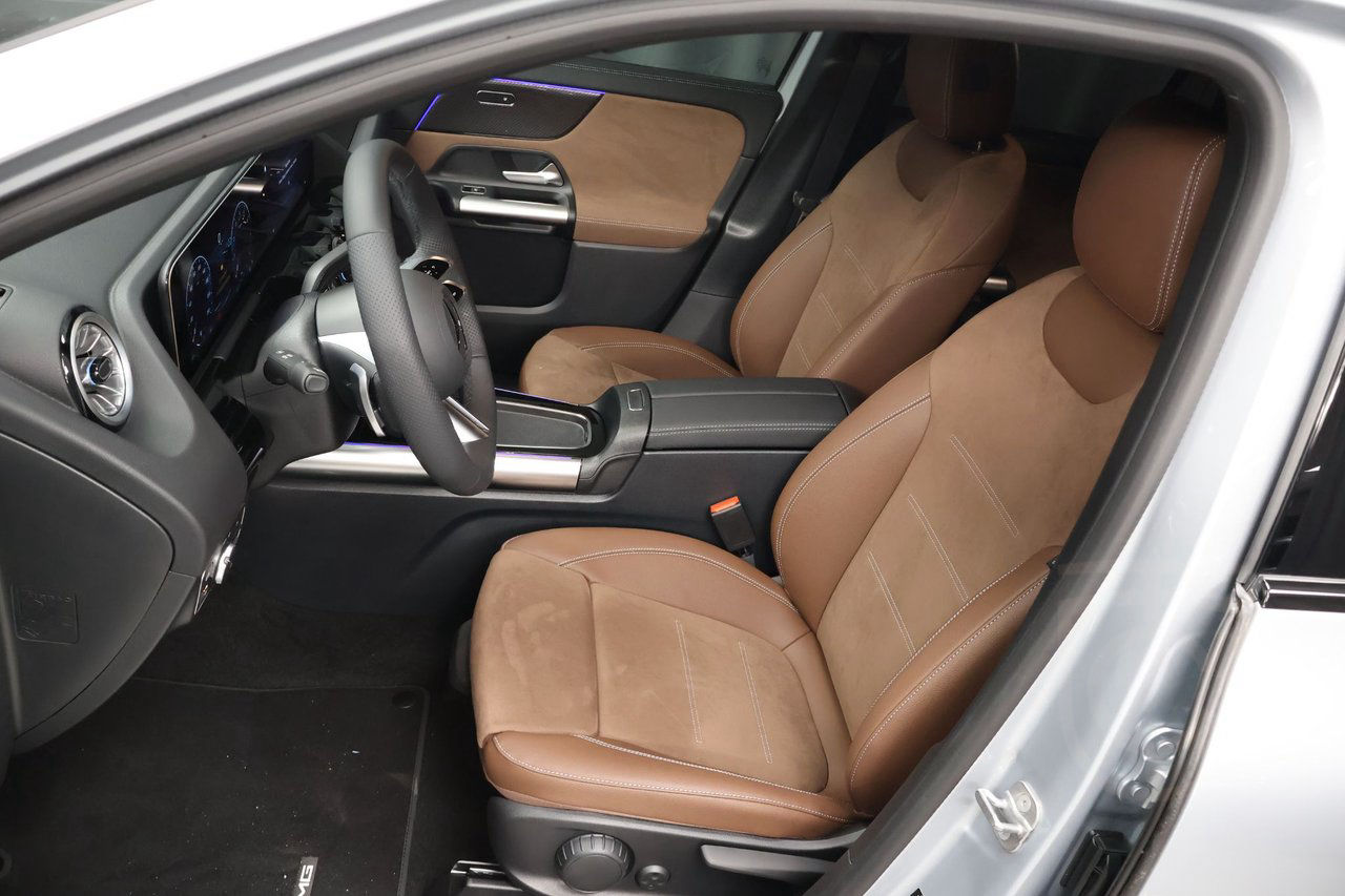 Mercedes-Benz GLA 200 AMG Line ADVANCED PLUS