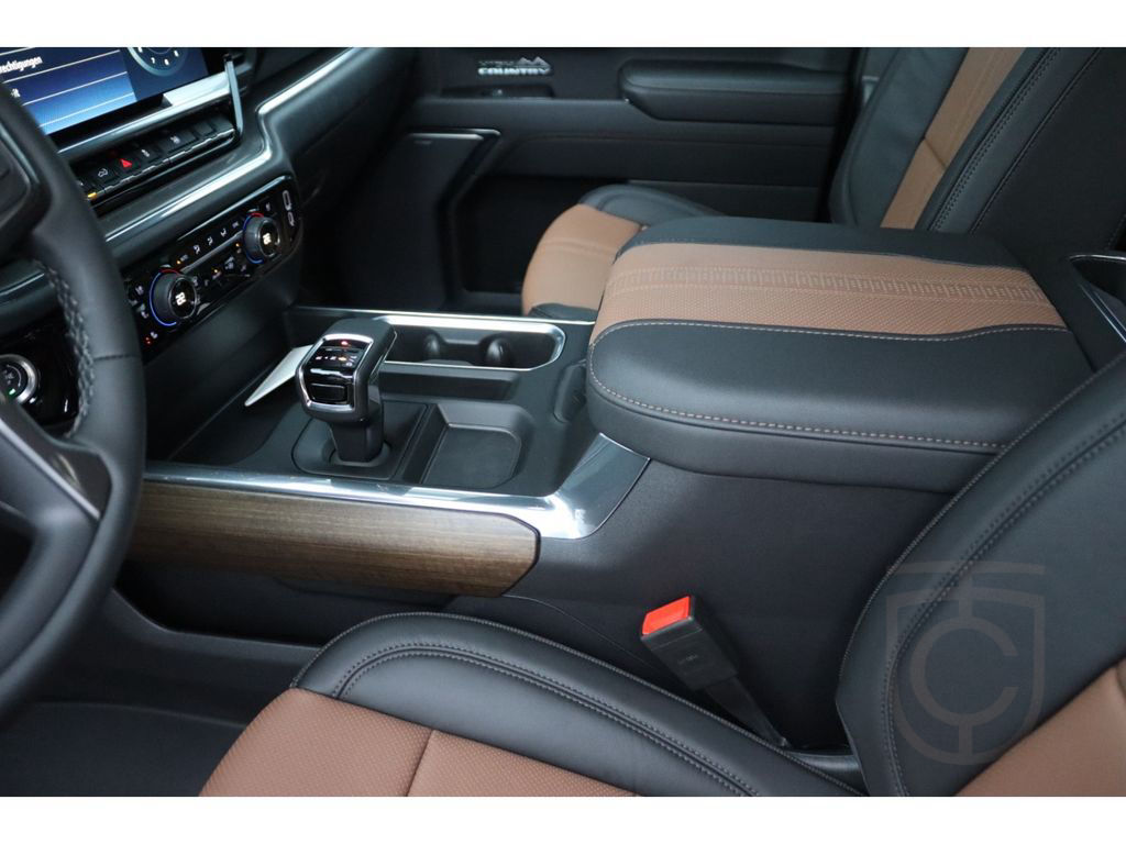 Chevrolet SILVERADO 1500 / HIGH COUNTRY / 6,2L / V8