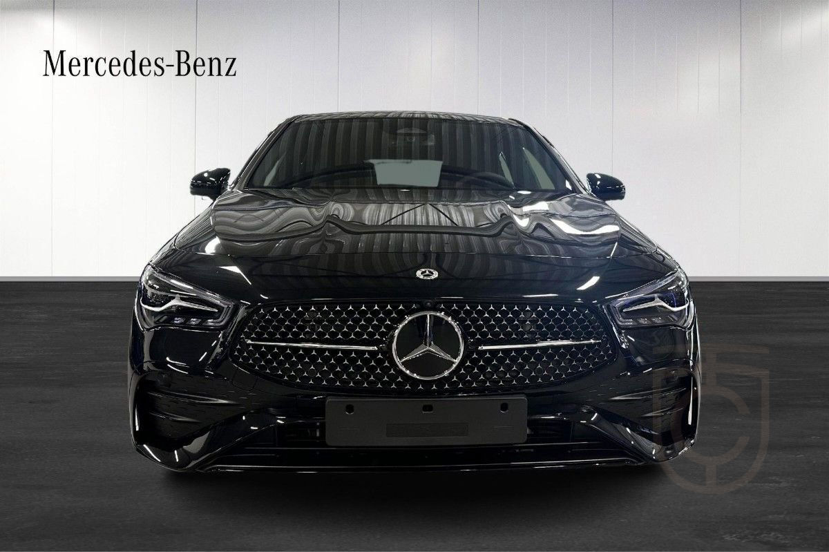 Mercedes-Benz CLA 200