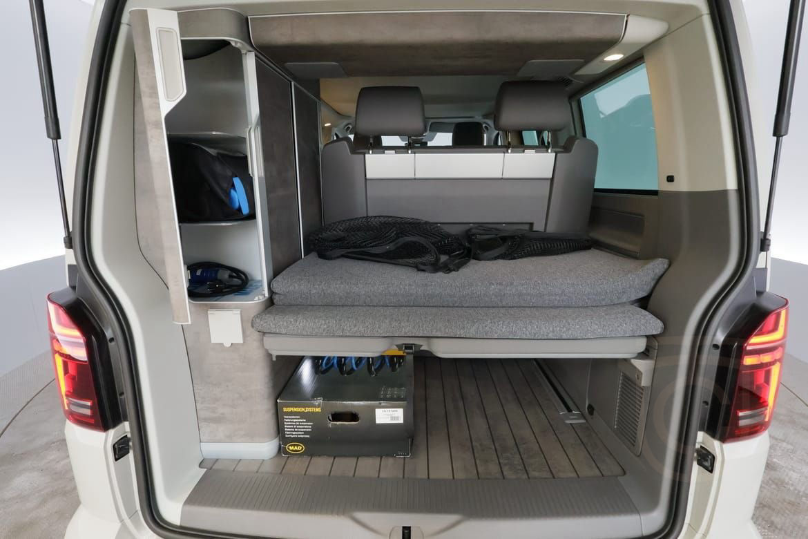 Volkswagen california T6.1 TDI 150 DSG Blackstyle