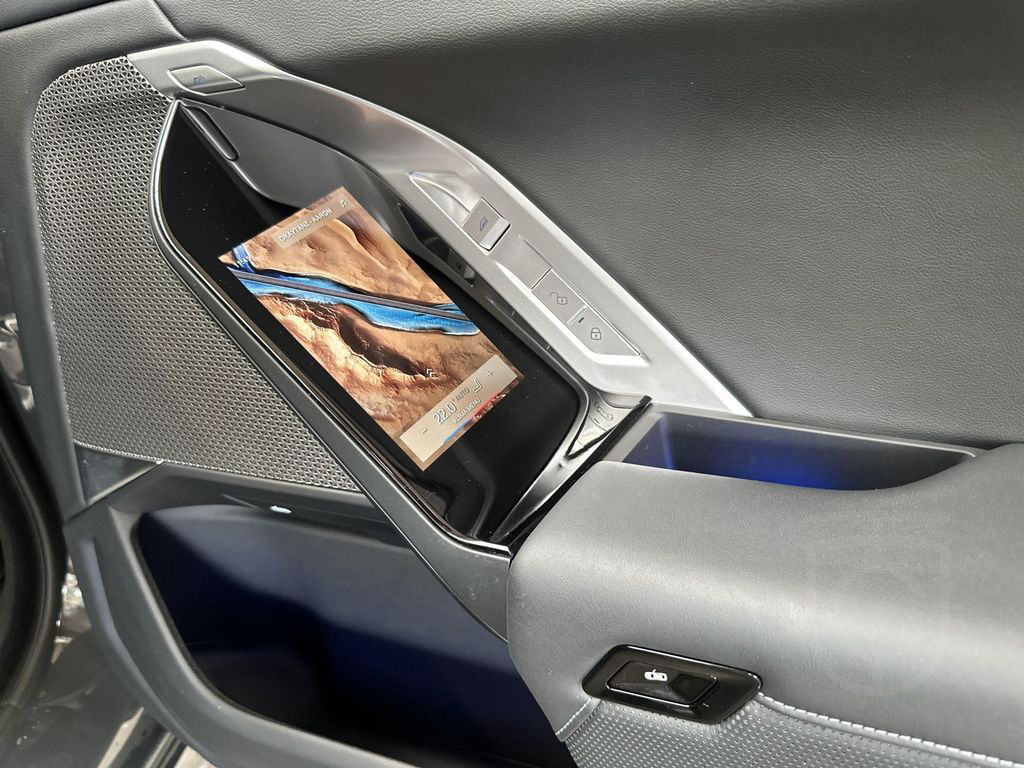 BMW i7 xDrive60 M Sport Pro|SkyLounge|AHK|Massage