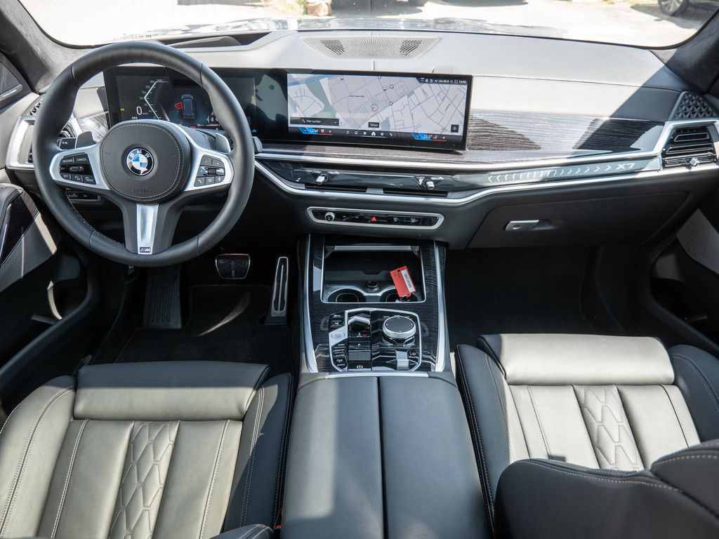 BMW X7 xDrive 40i M-Sport STANDHZG+AHK+AUTOBAHNASSIS
