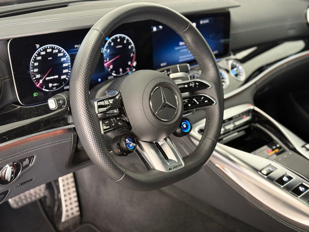 Mercedes-Benz AMG GT. 63 4Matic+ *DIS*Keramik*Massage