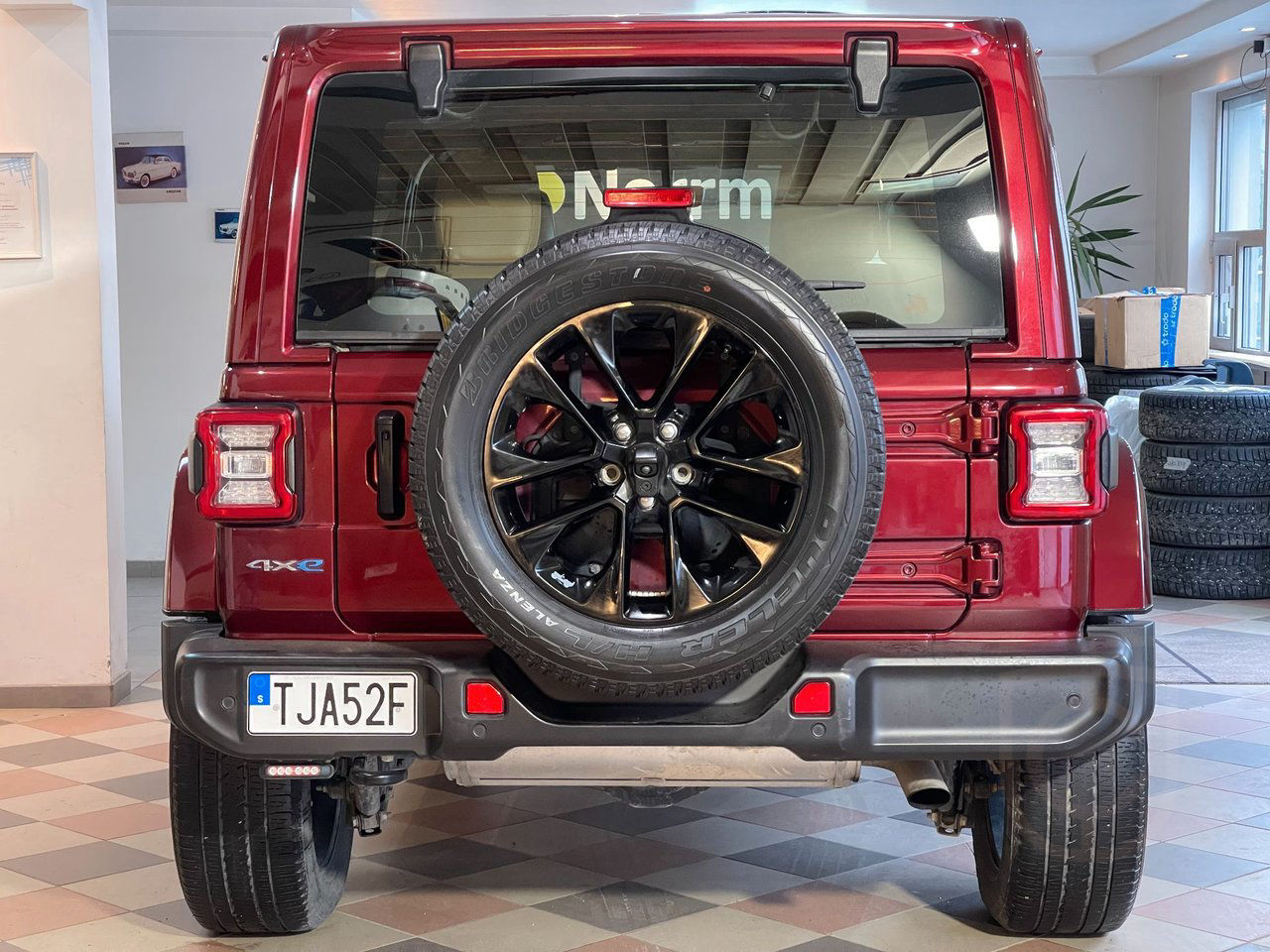 Jeep Wrangler Unlimited Sahara 4xe Plug-In Hybrid