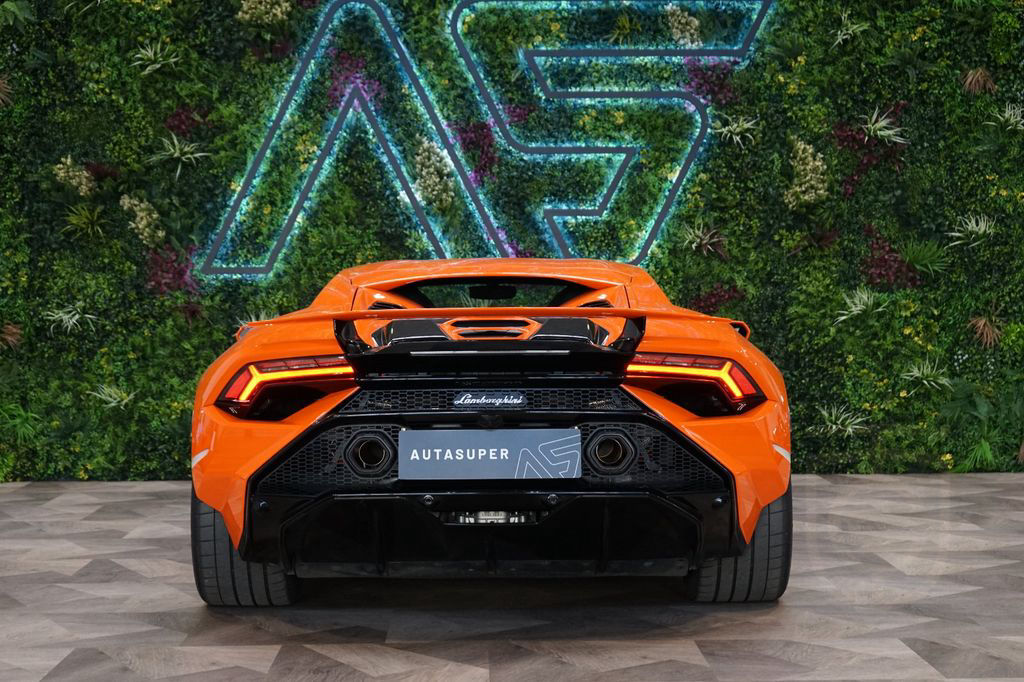 Lamborghini Huracán Tecnica*5.2L V10*RWD*LIFT*265.000€ NETTO
