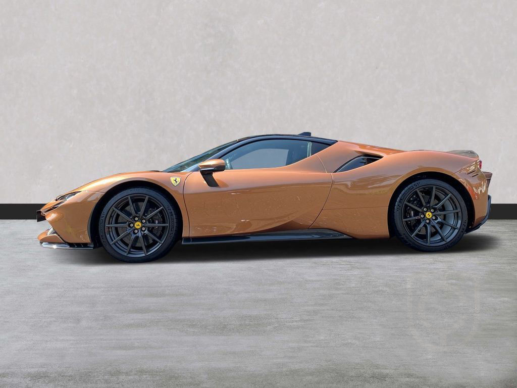 Ferrari SF90 Stradale 166.000€ an Optionals