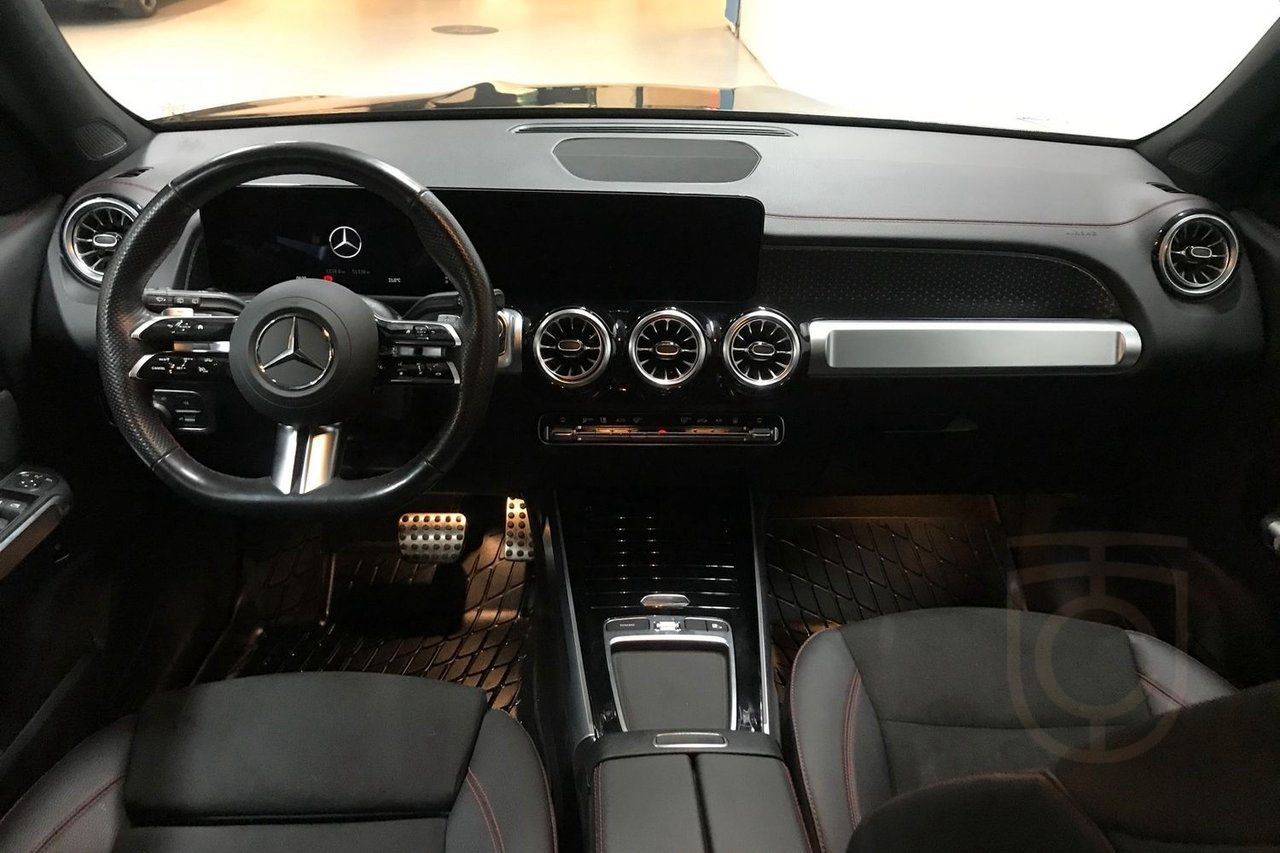 Mercedes-Benz EQB 250+ AMG