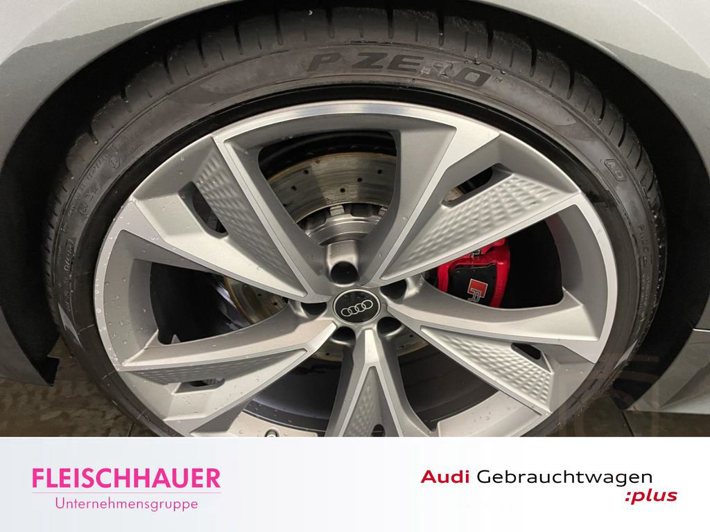 Audi RS7 Sportback 4.0 TFSI quattro performance ACC B