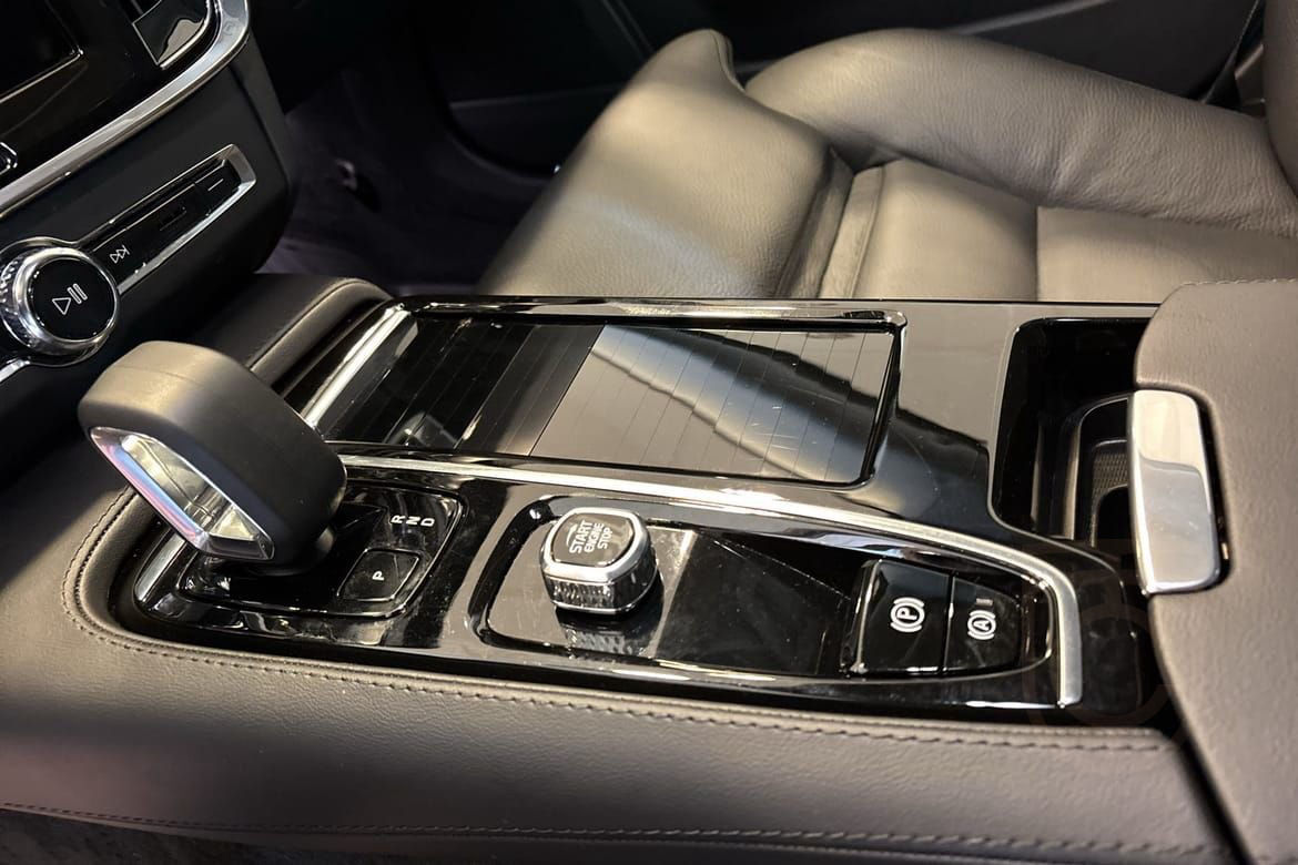 Volvo V90 T6 Plus Dark Edition
