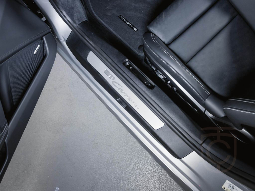 Porsche 911 Carrera Sport Design Paket Sportabg. BOSE