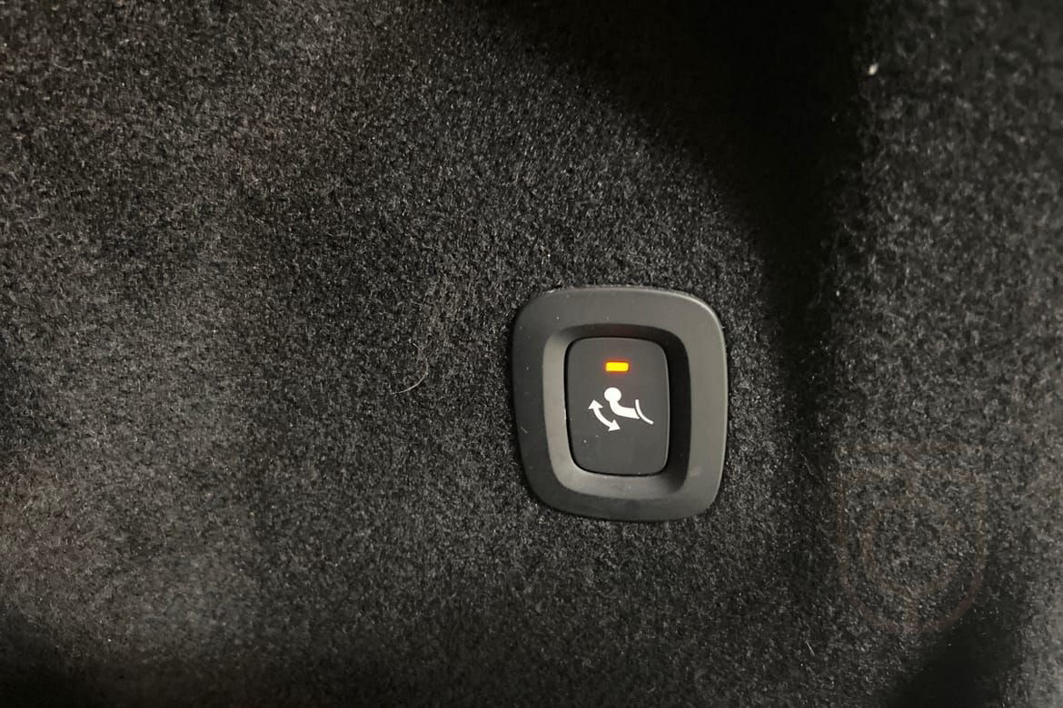 Volvo XC60 Recharge T6 II Plus Dark Edition.