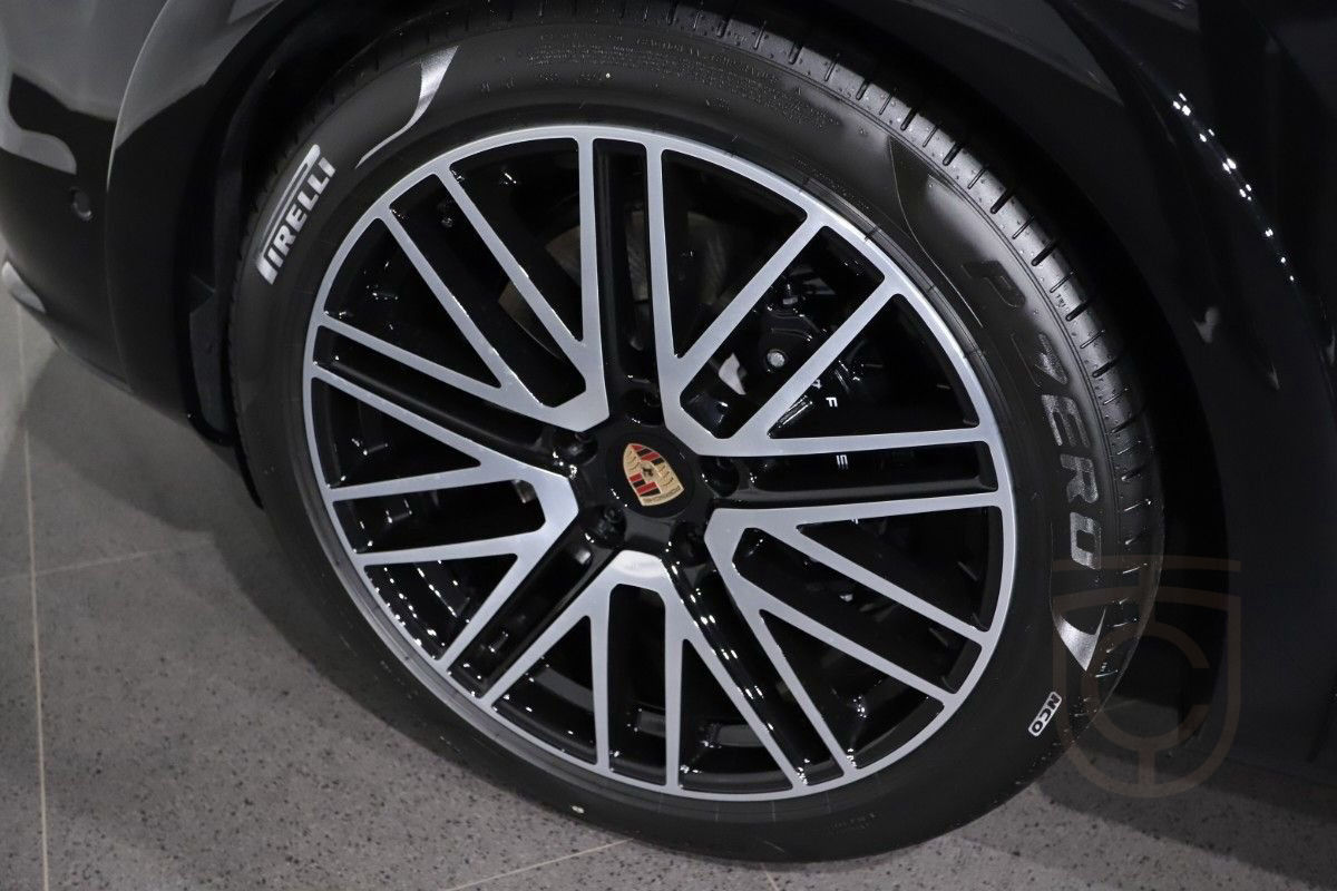 Porsche Cayenne SUV
