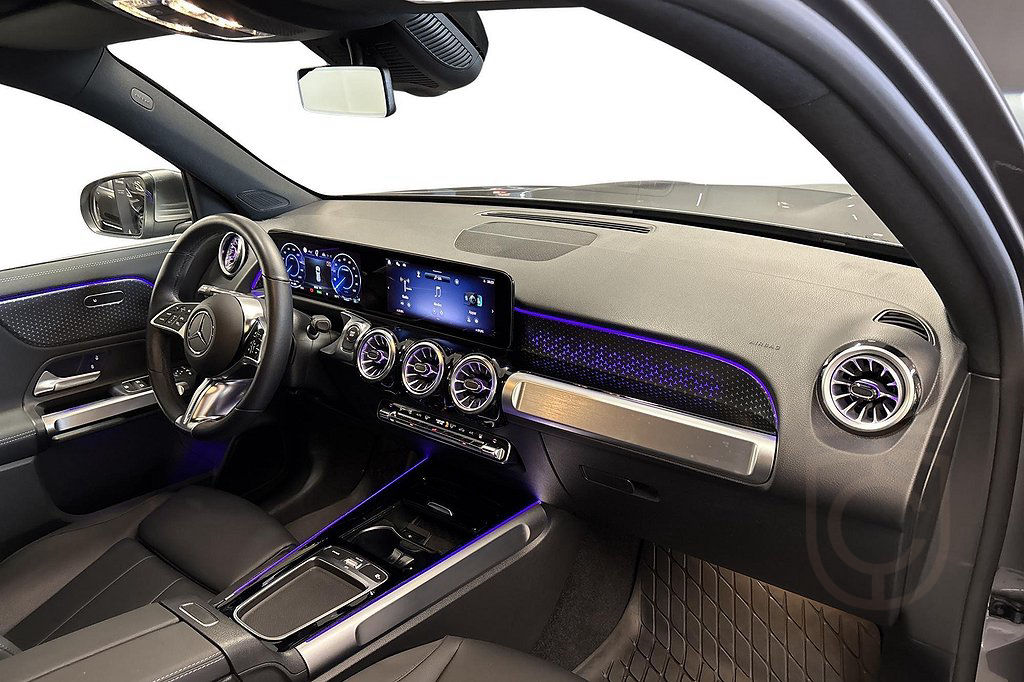 Mercedes-Benz EQB 300 4MATIC