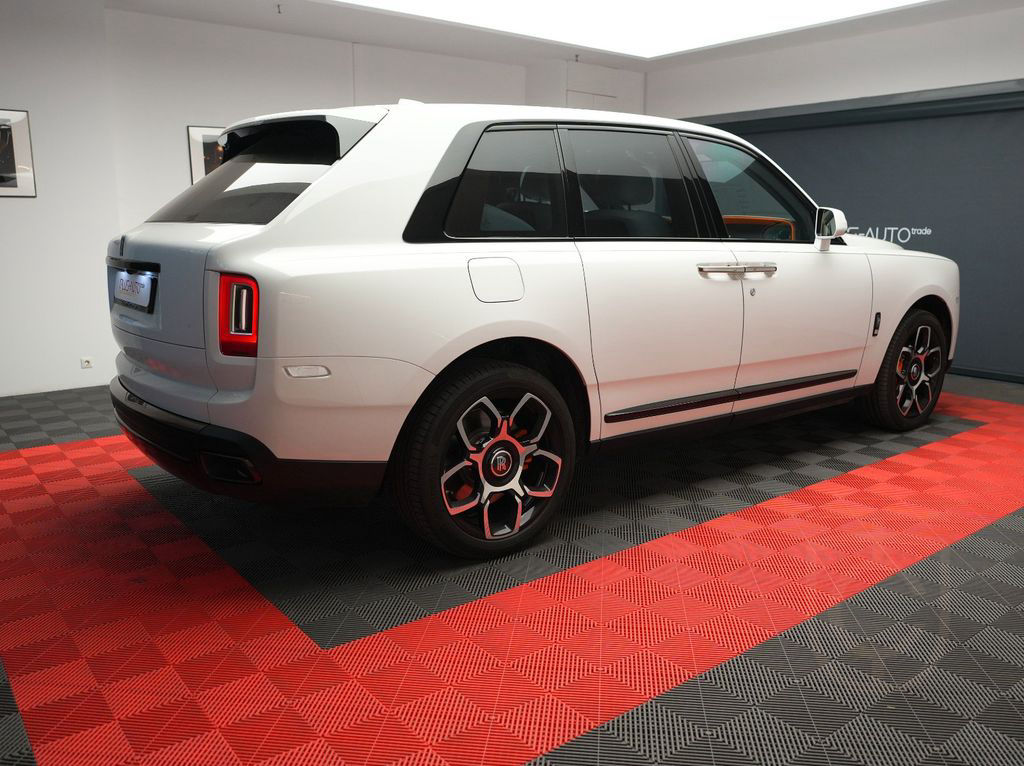 Rolls-Royce Cullinan Black Badge