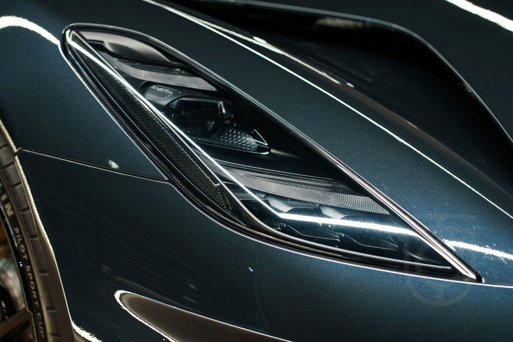 Lotus Emira I4 AUT
