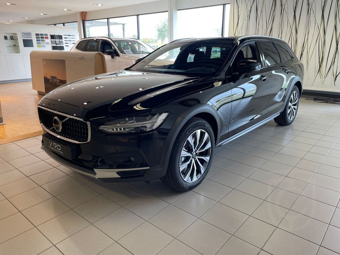 Volvo V90 Cross Country B5 AWD Geartronic 184kW 2024