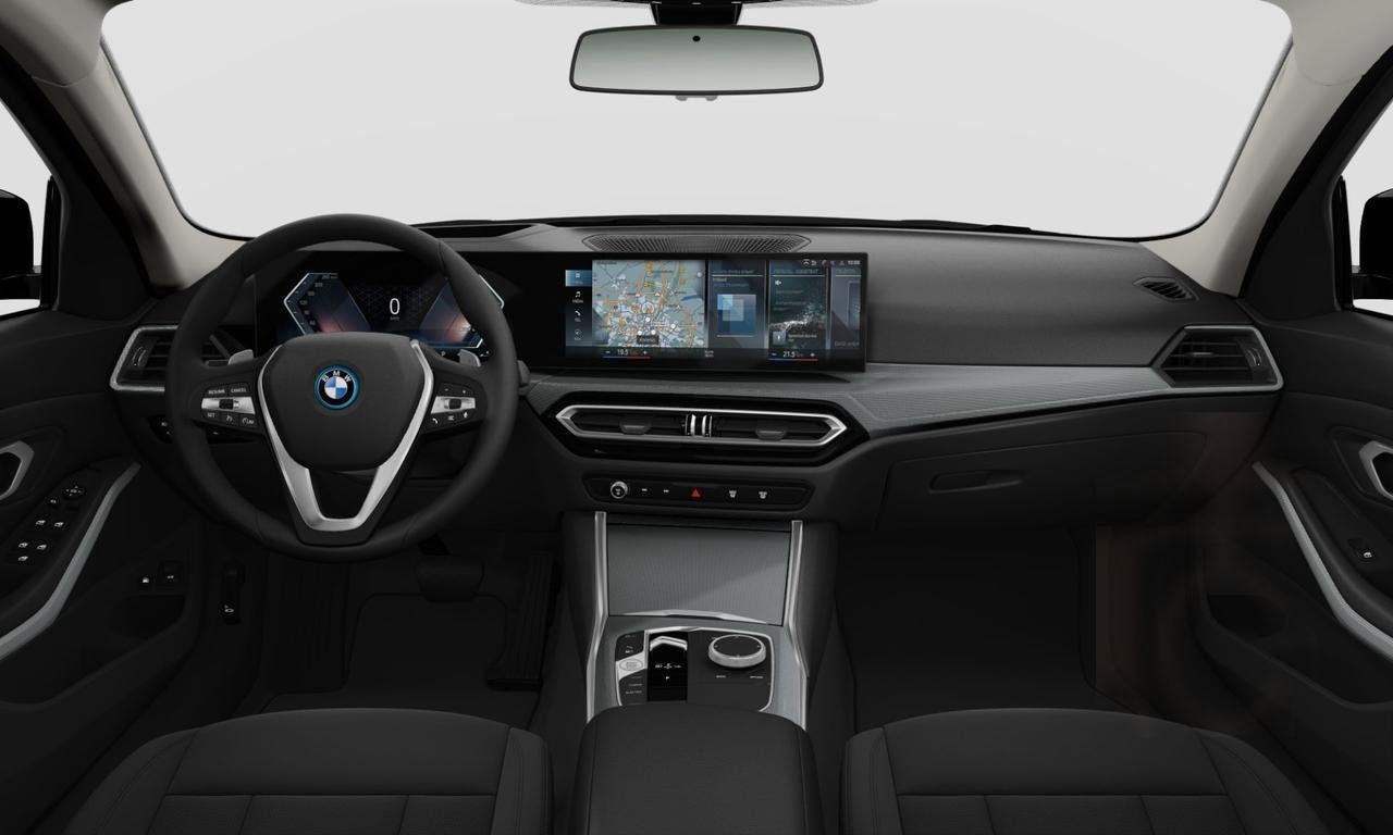 BMW 330e Live Cockpit Android Auto Nypris: 603.000:-