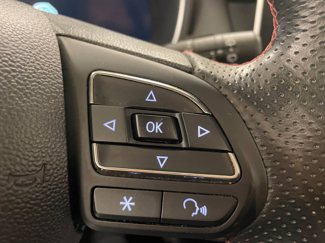 MG EHS EHS PLUG-IN HYBRID LUXURY MY21