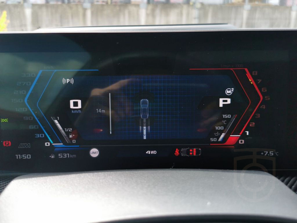 BMW X6 M Competition INDIVI GUNMET GRAU Sitzbellüf