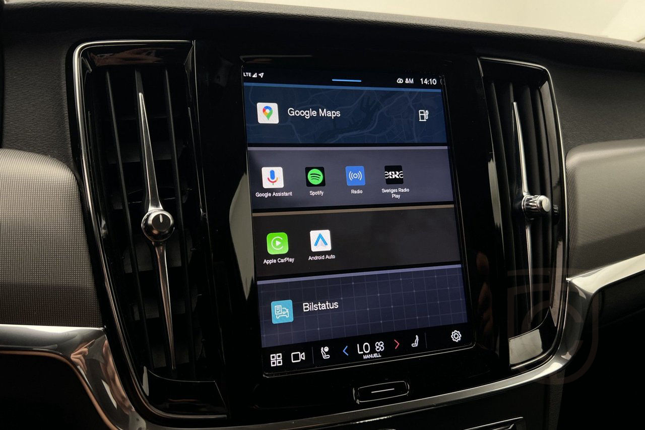 Volvo V90 Recharge T6 AWD Core Bright
