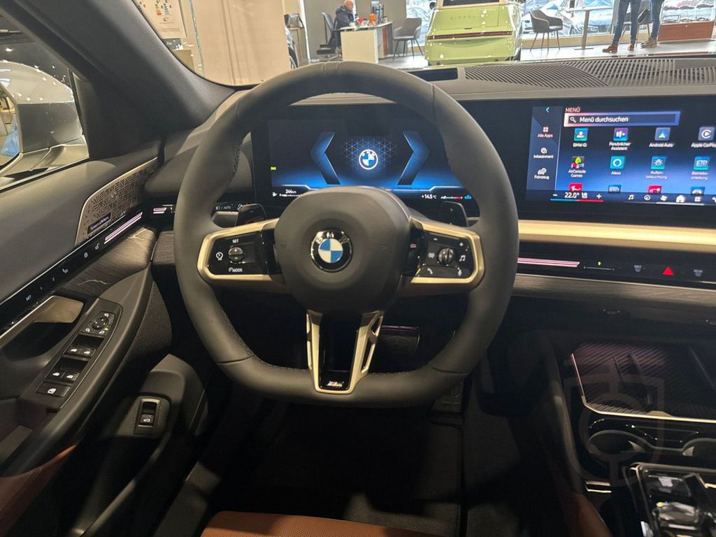 BMW 520d xD Touring M-Sport Inno+ComfPaket B&W Navi