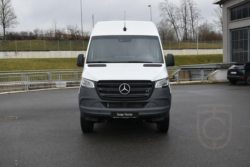 Mercedes-Benz Sprinter 319 Tourer 4x4 LED*Cam*Navi*Distronic
