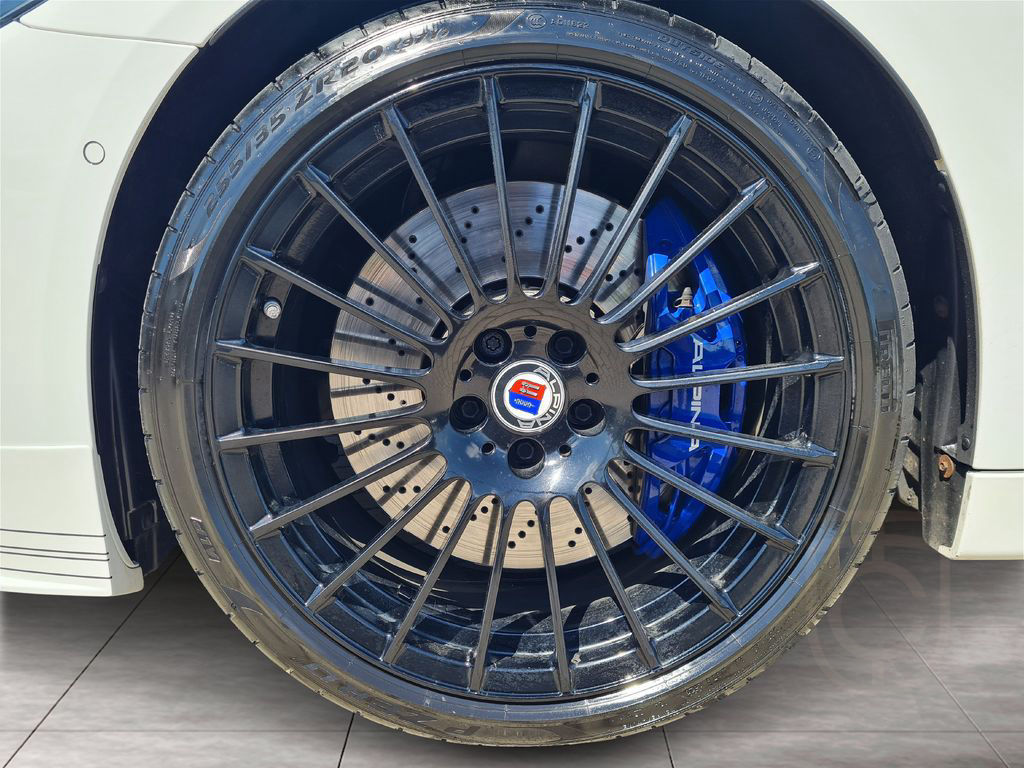 ALPINA B5 Touring Flotter Familien-Kombi :-) 322 Km/h
