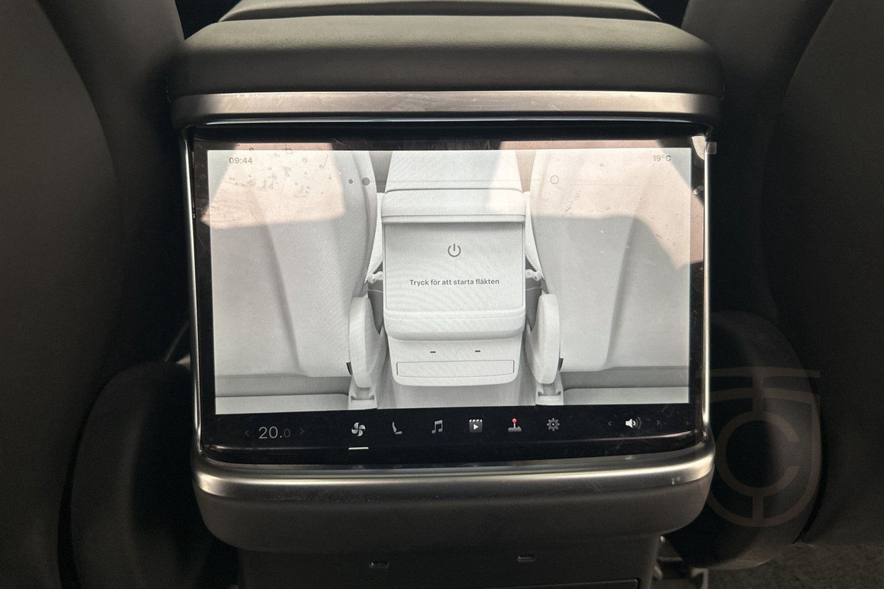 Tesla Model X AWD
