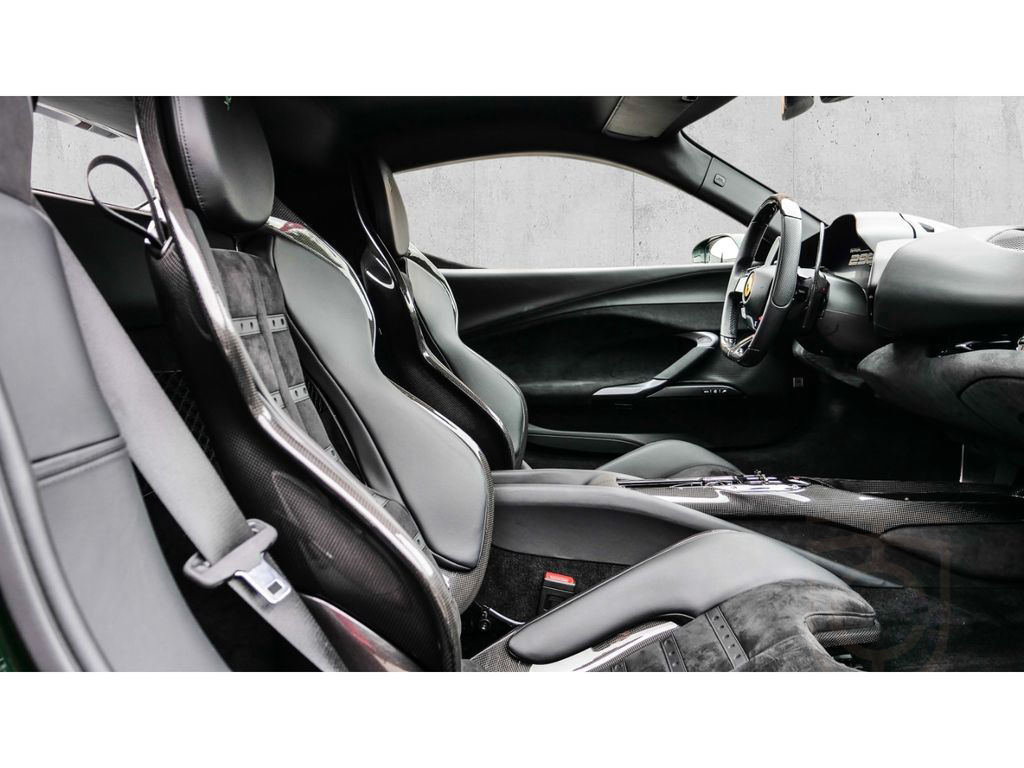 Ferrari 296 GTB *Lift*Carbon*LED*CarPlay*Racingseats*1Hd