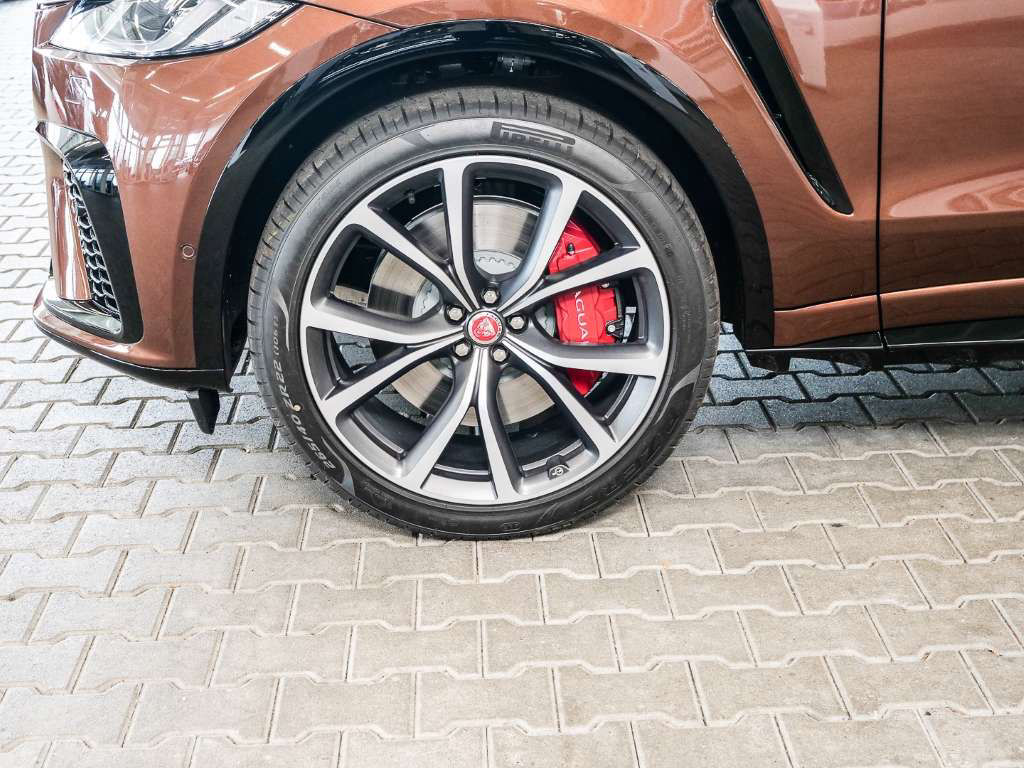 Jaguar F-Pace SVR AWD P550 SPICED COPPER EDITION