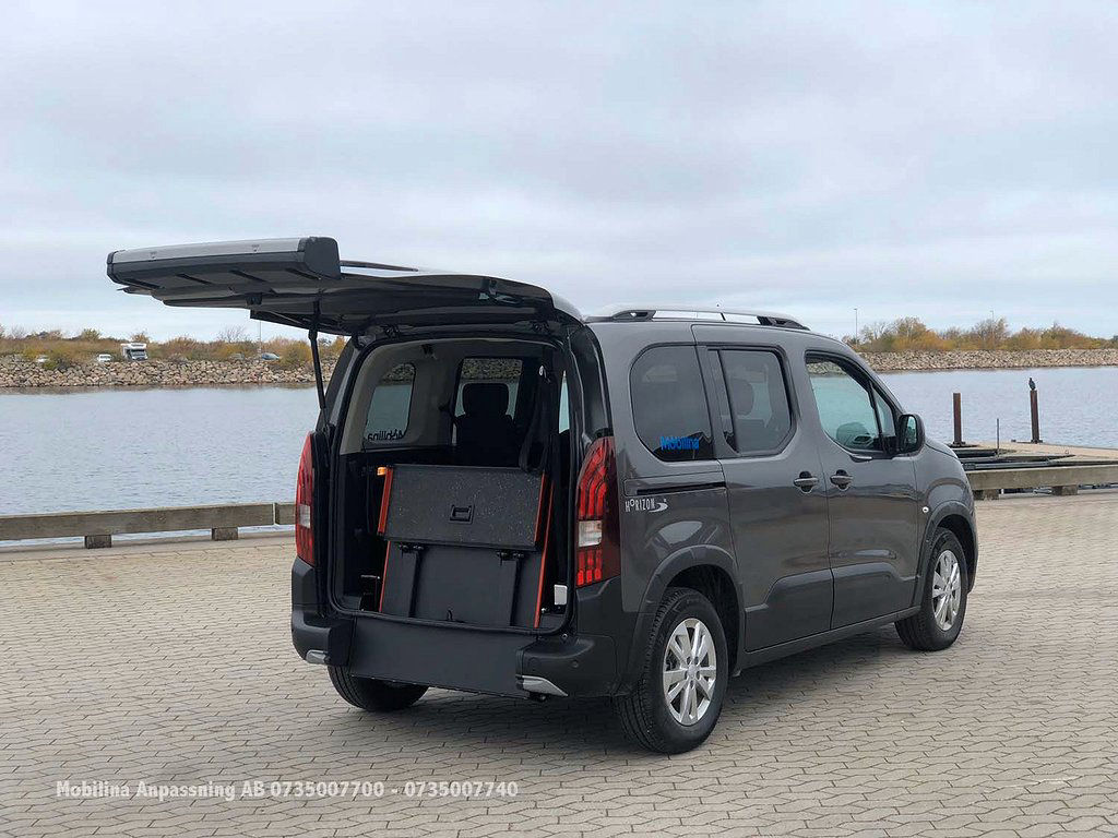 Peugeot Rifter Handikappanpassad Golvsänkt