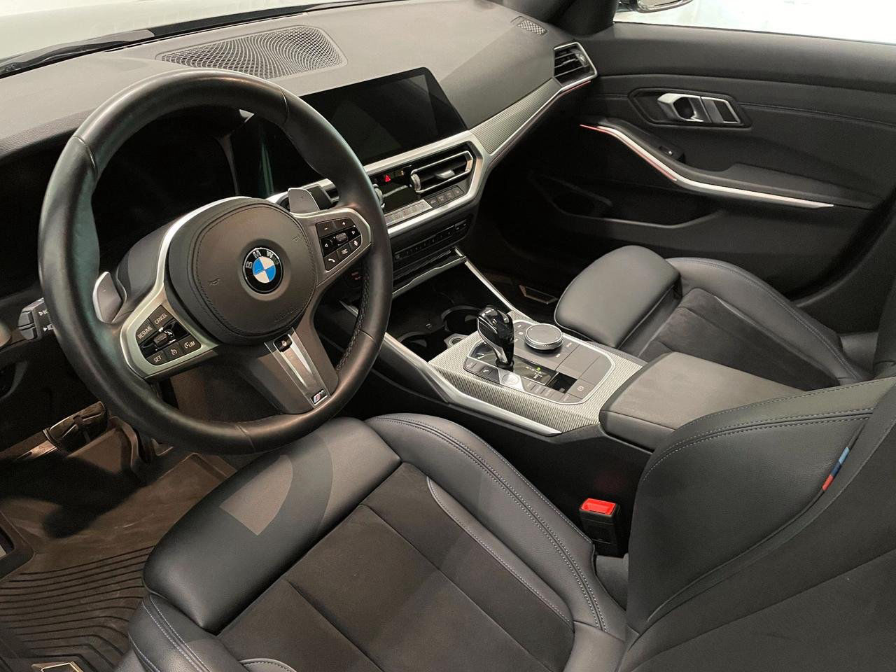 BMW 320 d xDrive Sedan Aut M-Sport | Navi | 19" | Backkamera