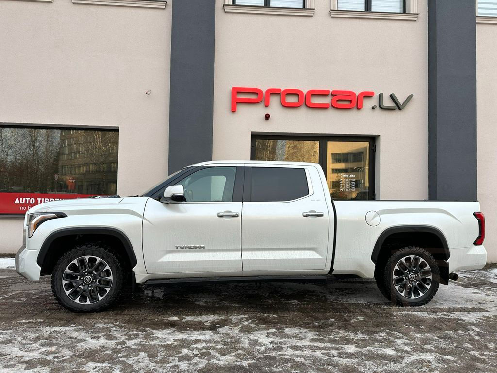 Toyota Tundra Crew Max Limited Hybrid Extra Lange
