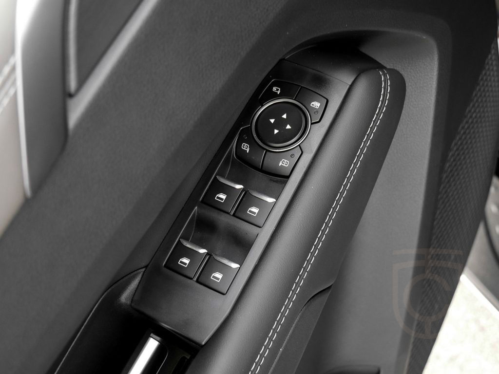 Volkswagen Amarok Aventura V6 TDI IQ.Light Standh. HarmanKa