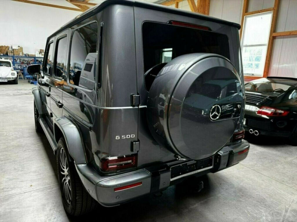 Mercedes-Benz G 500 V8