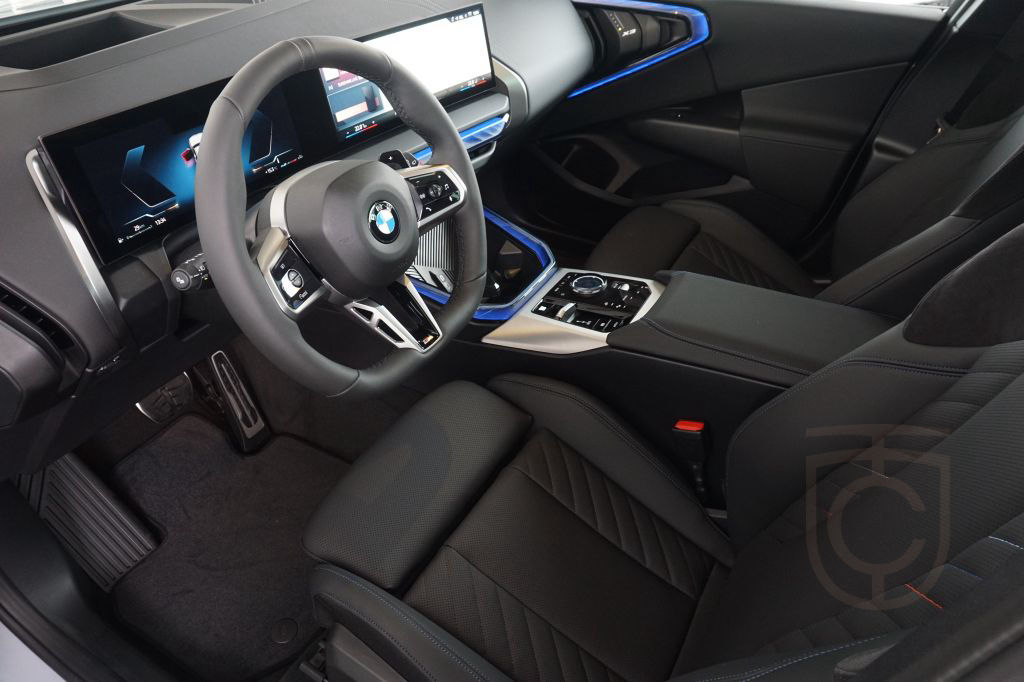 BMW X3 20d xDrive M-Sport NAVI LED AHK PANO 360° DA-