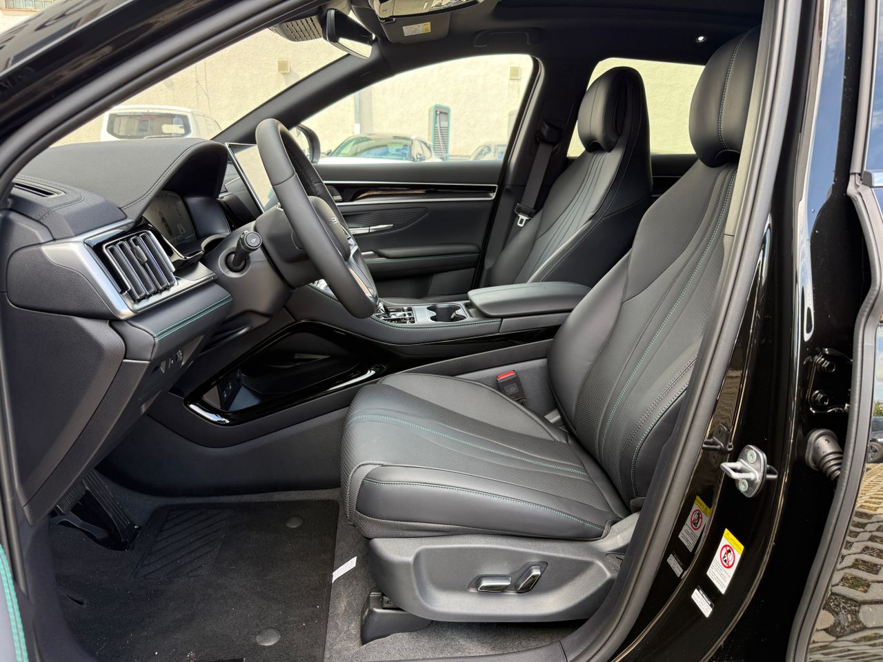 BYD Seal U DM-i Design/MY2025/Panorama/HUD/V2L