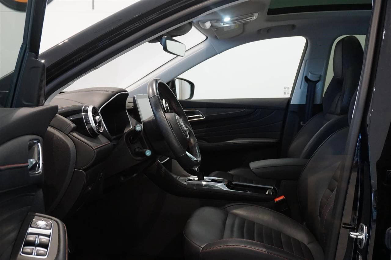 MG EHS 1.5T PHEV Luxury Panorama