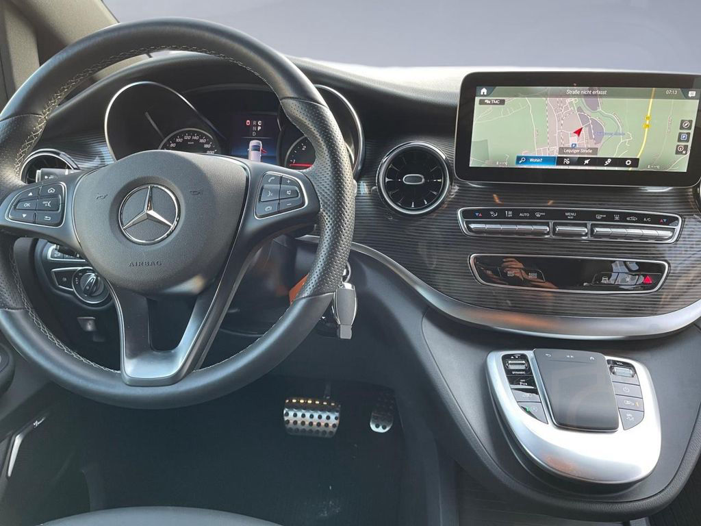 Mercedes-Benz V 300 d 4MATIC Lang el.Schiebe SpurW AHK Pano