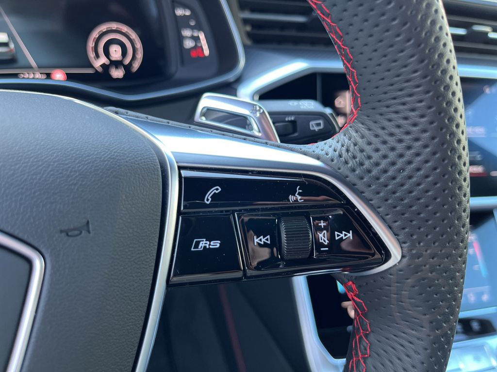 Audi RS6 Avant 463 KW PERFORMANCE+PANO+AHK+B&O+MATRIX
