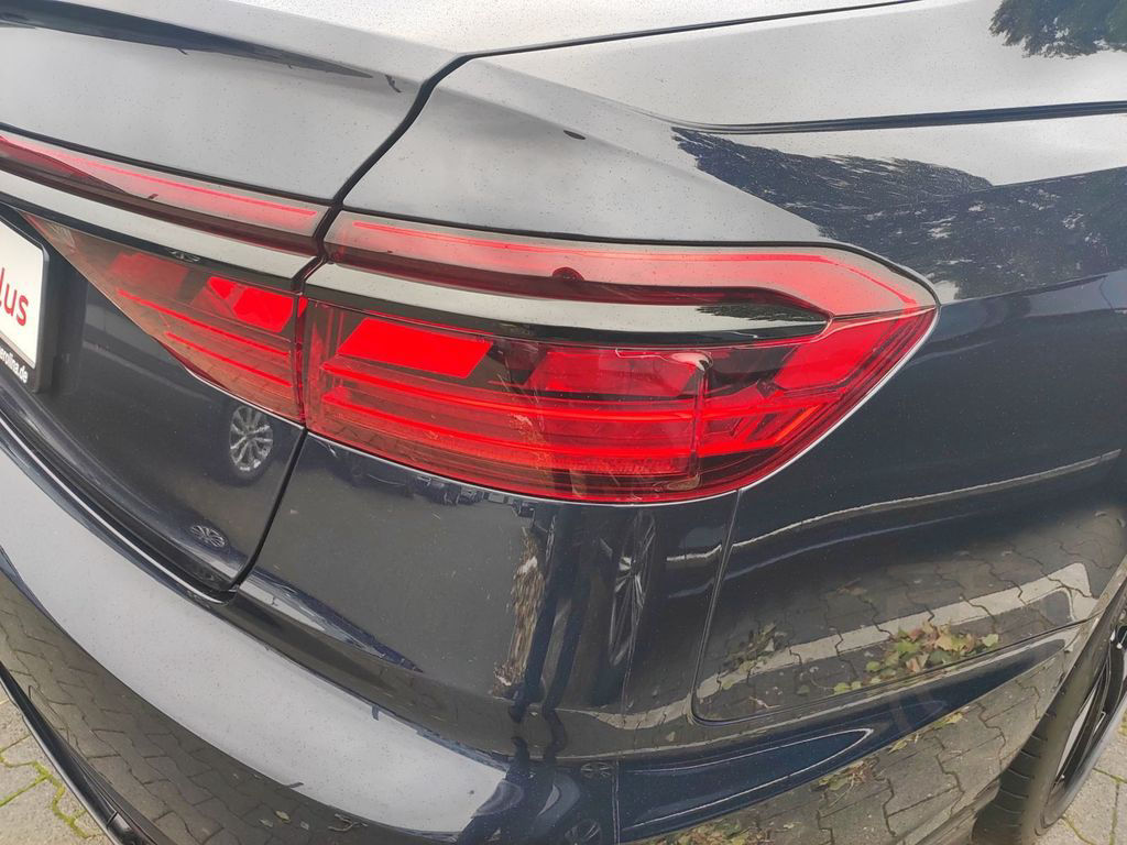 Audi S8 *PANO*StdHz*MATRIX*HuD*B&O*AHK*360°*
