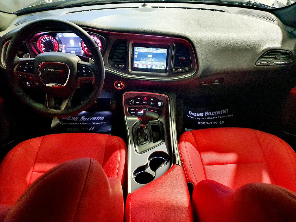 Dodge Challenger  5.7 V8 HEMI (381hk) Mycket fräck Muskelbil