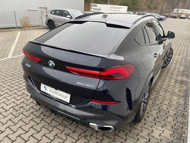 BMW X6 xDrive30d M Sport AHK PanoSky StandHz Massage