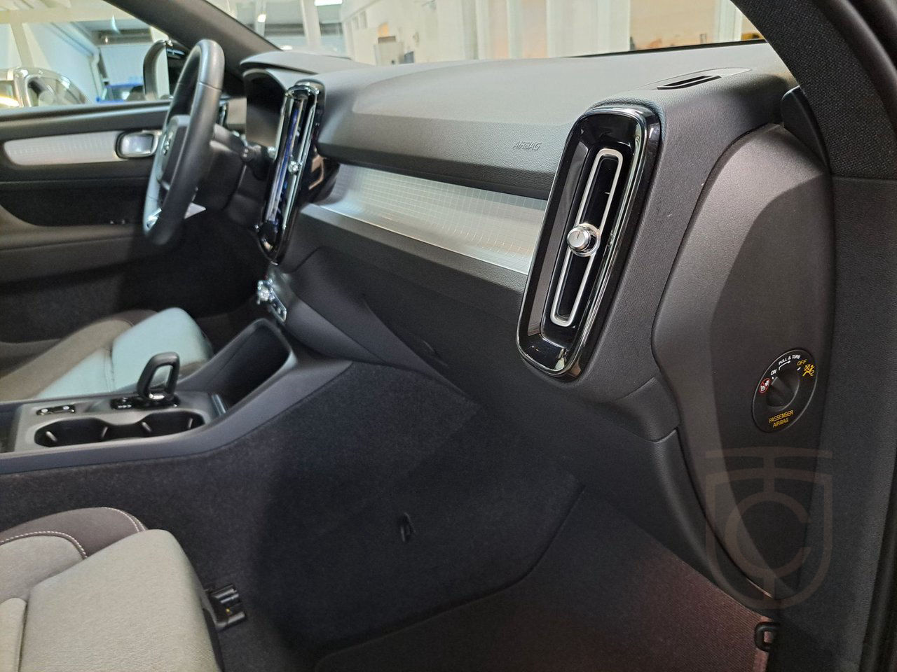 Volvo XC40 T4 Recharge DCT Core Bright