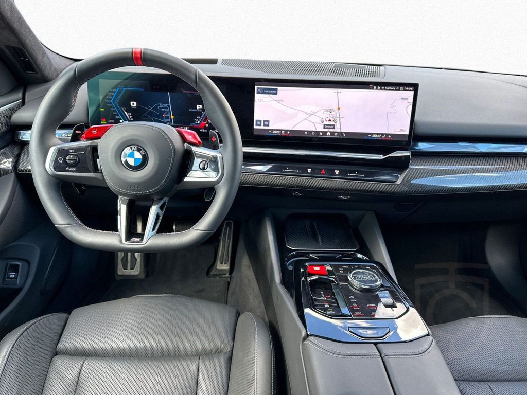 BMW M5 Tour M Driver's HUD B&W AHK 360° PANO CARBON