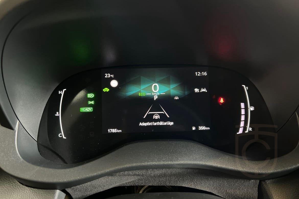 Toyota Yaris Cross Hybrid 115 AWD-i 1,5 Active Plus