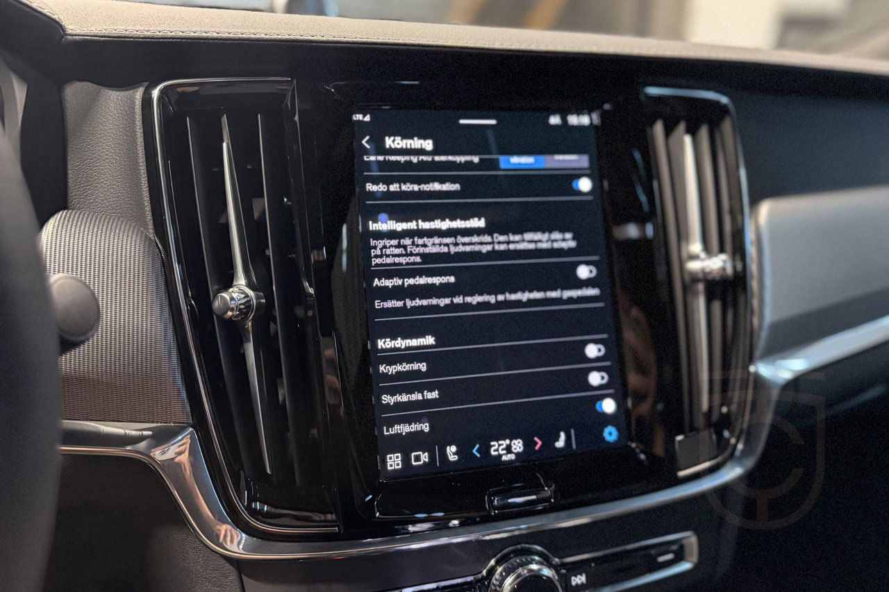 Volvo S90 Recharge T8 AWD Ultimate Dark