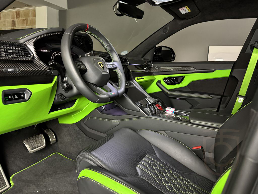Lamborghini Urus S Dynamikpaket Schiebedach Carbon Akrapovic