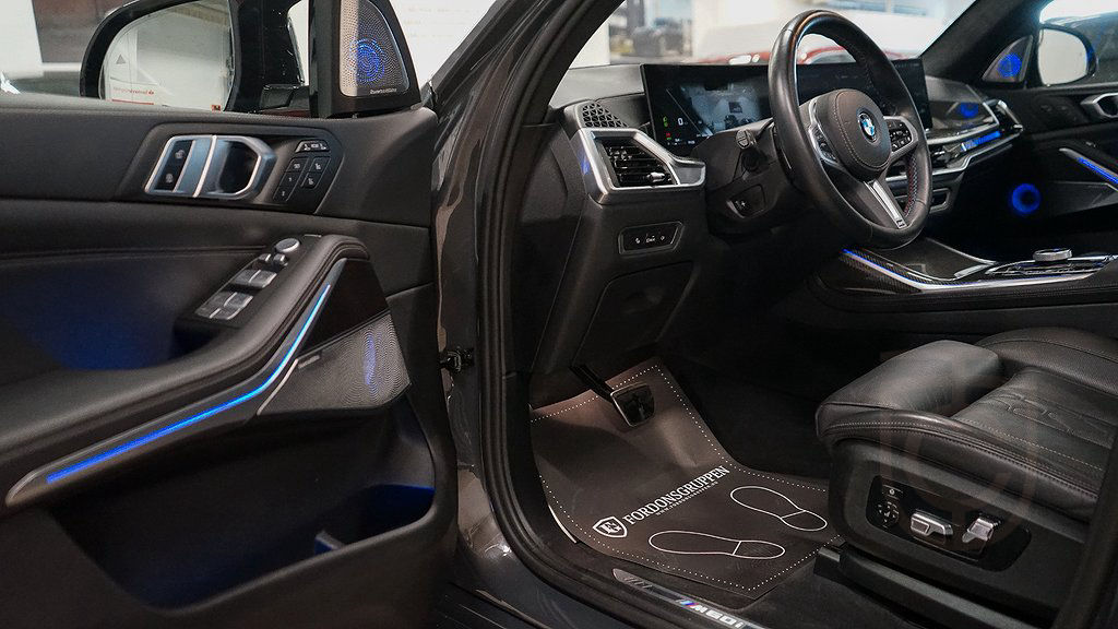 BMW X7 M60i xDrive